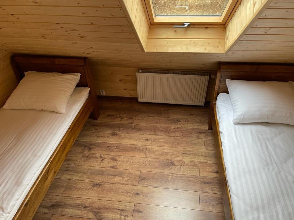 Apartment Restauracja I Izba Rybacka W Krainie Wygaslych Wulkanow Podgorki