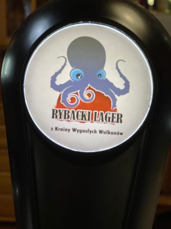 Restauracja I Izba Rybacka W Krainie Wygaslych Wulkanow *