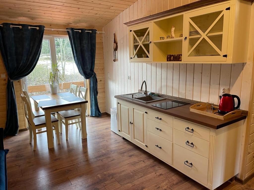Apartment Restauracja I Izba Rybacka W Krainie Wygaslych Wulkanow Podgorki